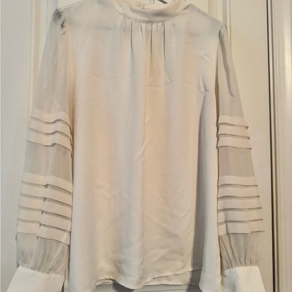 Ann Taylor white Blouse with Sheer Sleeves - Picture 2 of 3